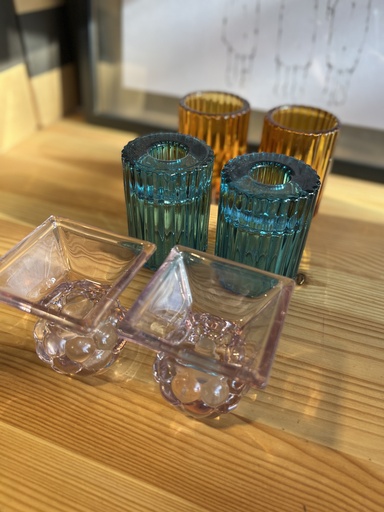 [95052] פמוטים מזכוכית-בינוני